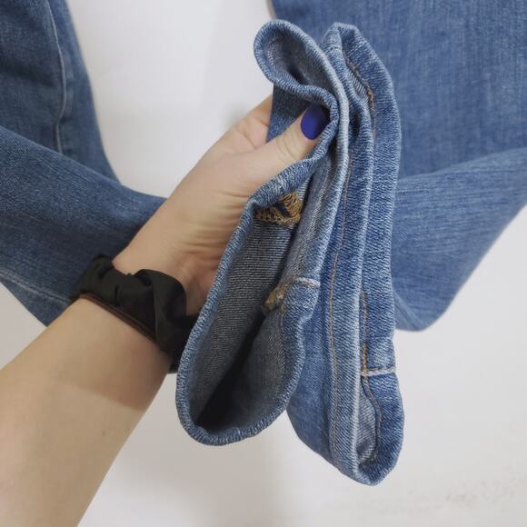 Frame | 34x30 L'Homme Straight Distressed Jeans in Brooks Medium Blue - Picture 5 of 9